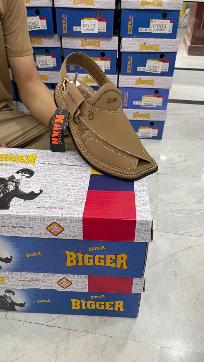 Bigger Khan Classic Camel Handcrafted Peshawari Chappal - Footwear